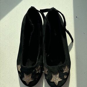 Girl’s Black Slip-on in with Sparkling Star Accents